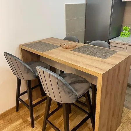 Daire Apartman 21 *