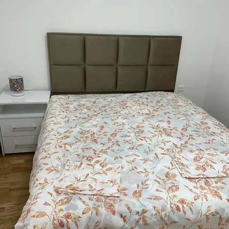 Apartman 21 Daire Podgoriçe