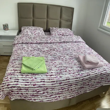 Apartman 21 *